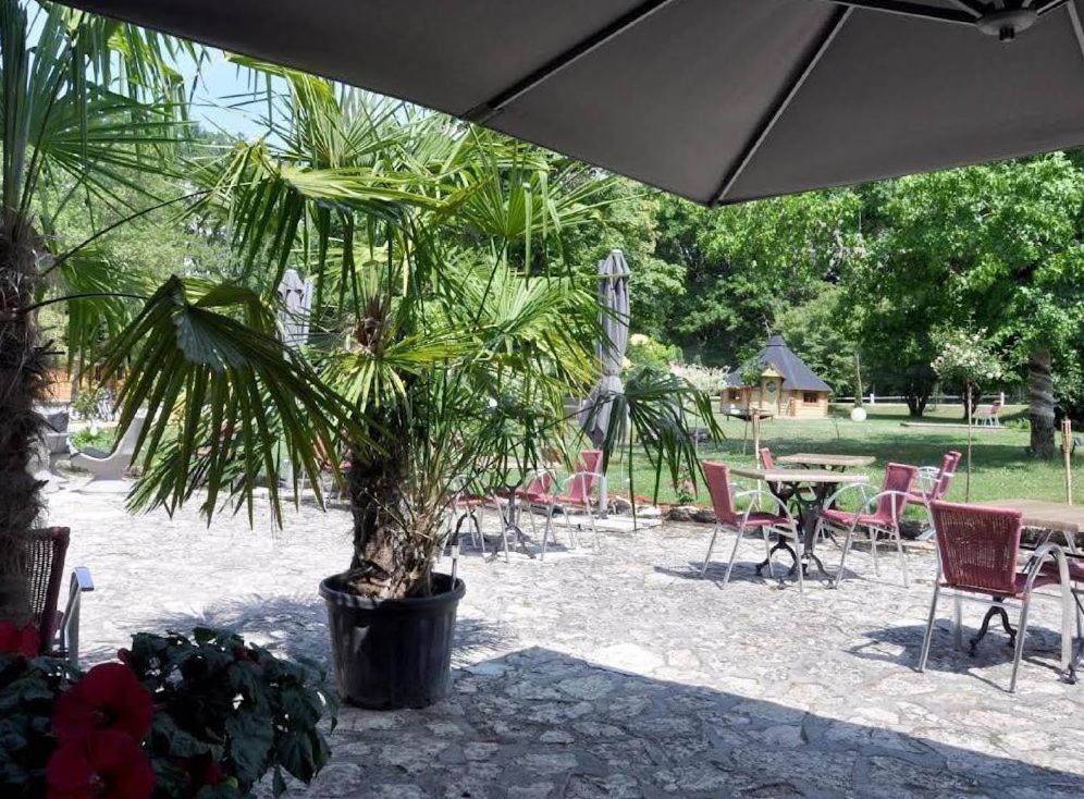 Hotel - Restaurant Le Moulin De Villiers Nouan-le-Fuzelier Экстерьер фото